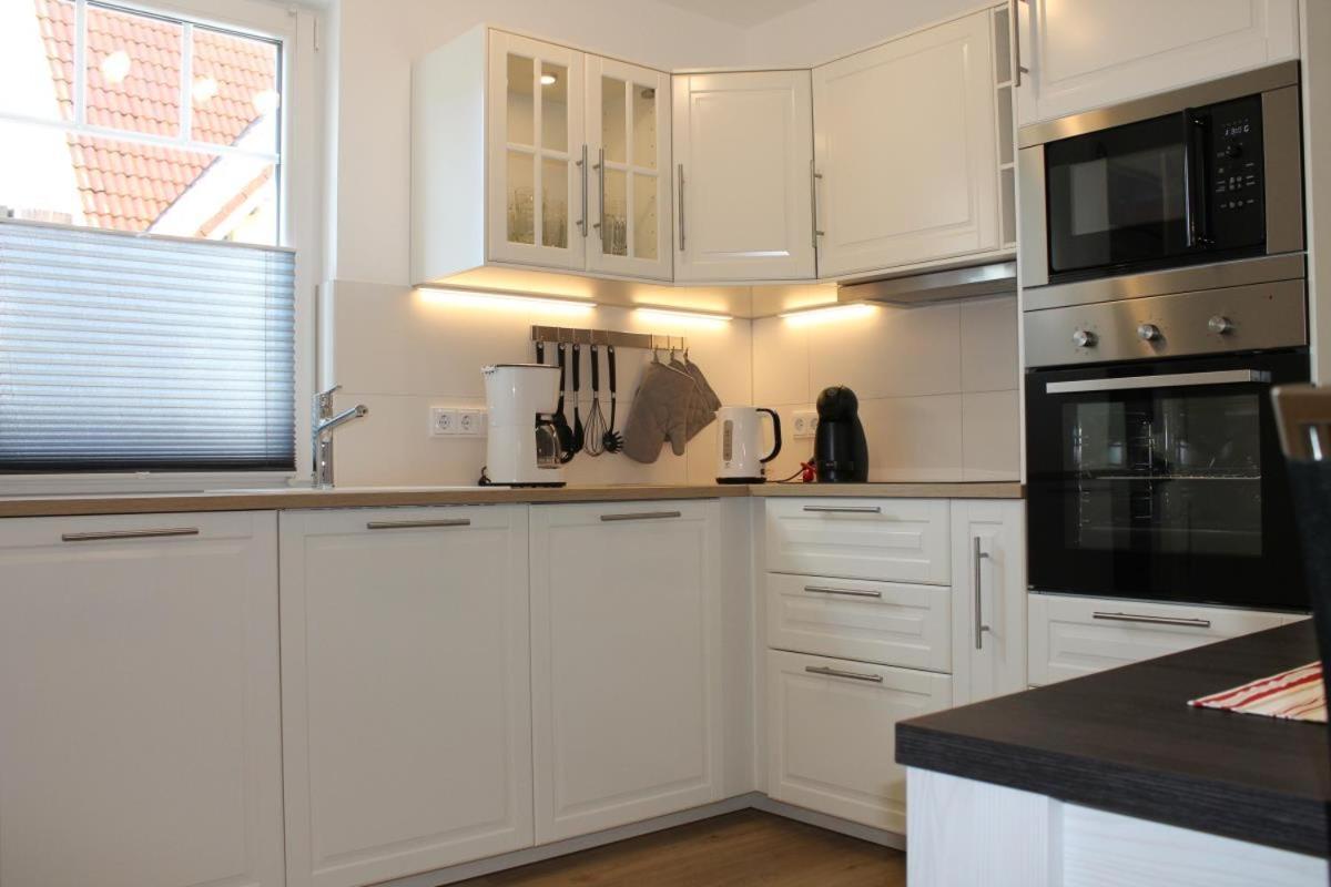 Ferienwohnung De Windroos Born Exteriör bild